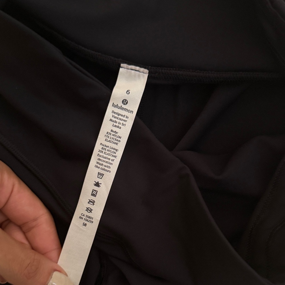 Lululemon Athletica Classic Black Leggings - Picture 3 of 4